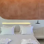 מלון Yperia