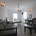 מלון Yperia אגיאלי