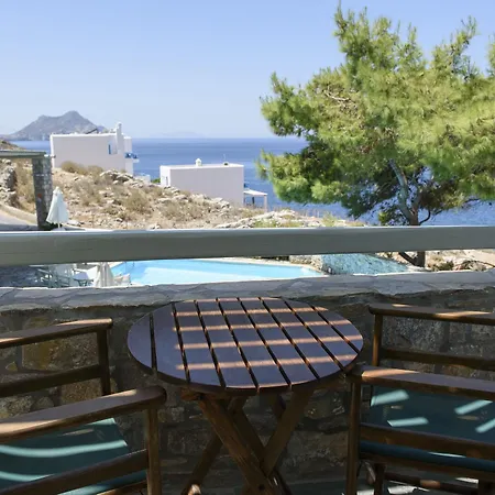 Hotel Yperia 3*