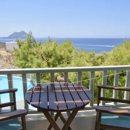 Hotel Yperia 3*
