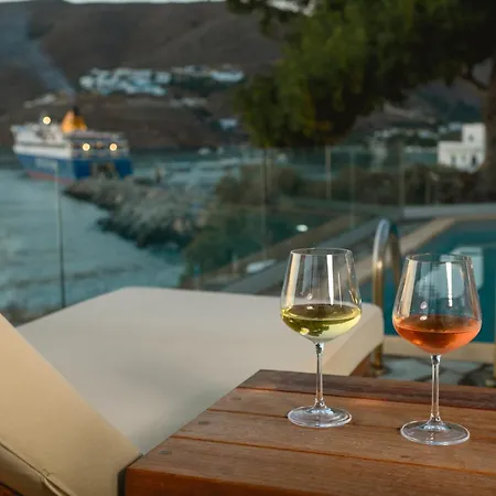 Yperia Эгиалис