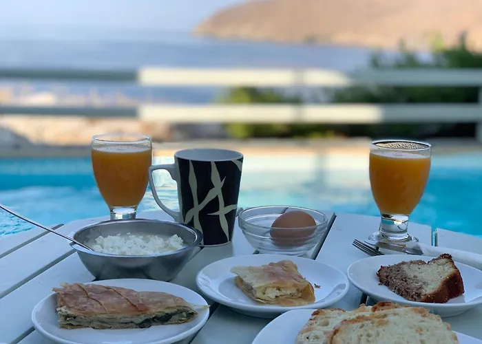 Yperia Hotel Aegiali