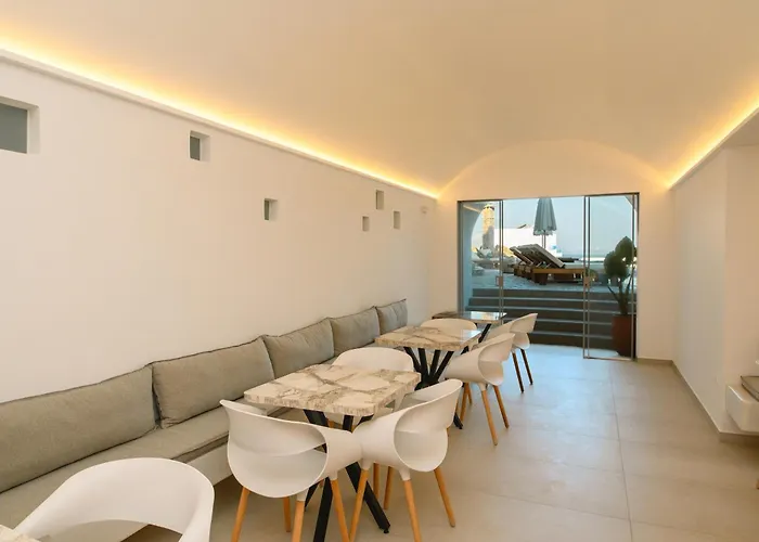 Hotel Yperia Aegiali