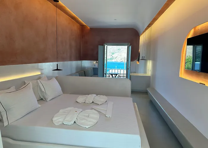 Hotel Yperia Aegiali