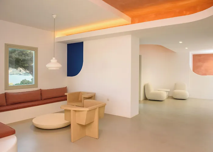 Hotel Yperia Aegiali